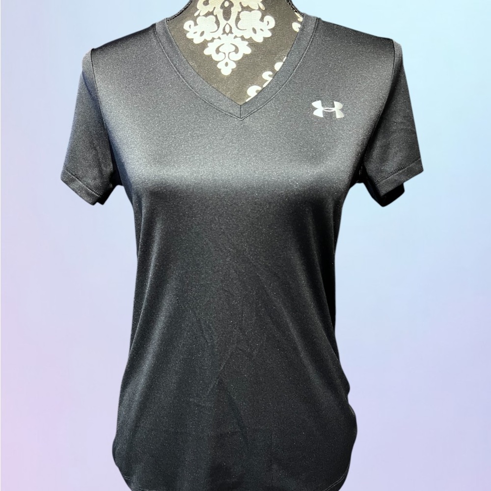 Under Armour Women's Black V-Neck Top